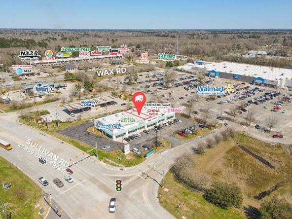 Retail Suite Adjacent to Walmart in Central: 10218 Sullivan Rd, Baton Rouge, LA 70818